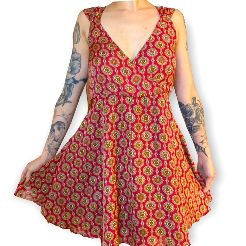 Costa Blanca Collection Red Printed Flowy Dress
